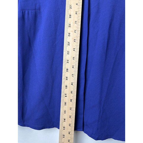 NWT Apt 9 Ladies Sz M Long Sleeve Hidden Button Up Blouse Blue VNeck Casual Work - Picture 2 of 10